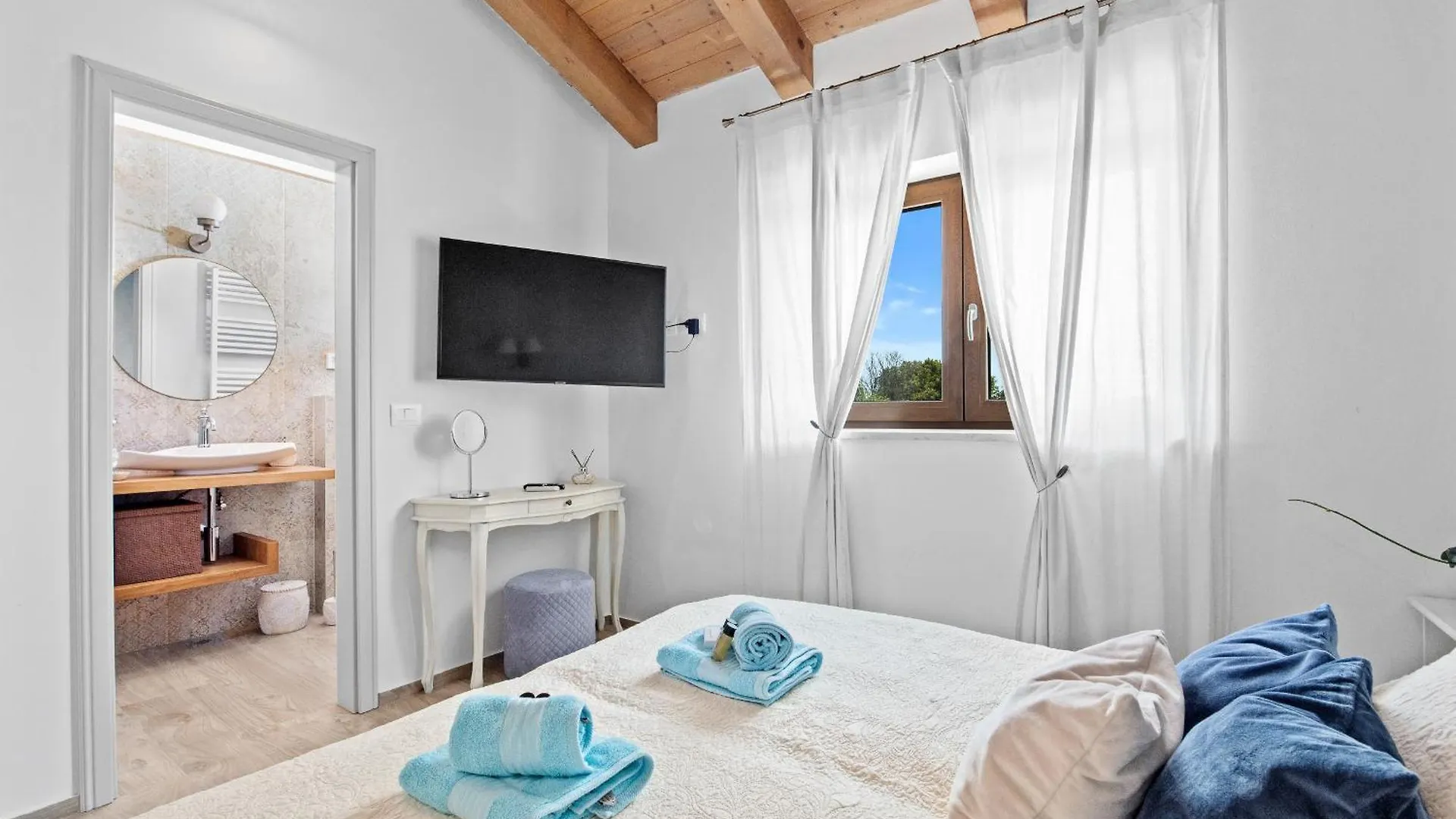 Villa Campagna Near Fazana With 7250M2 Large Garden And Sauna Galižana