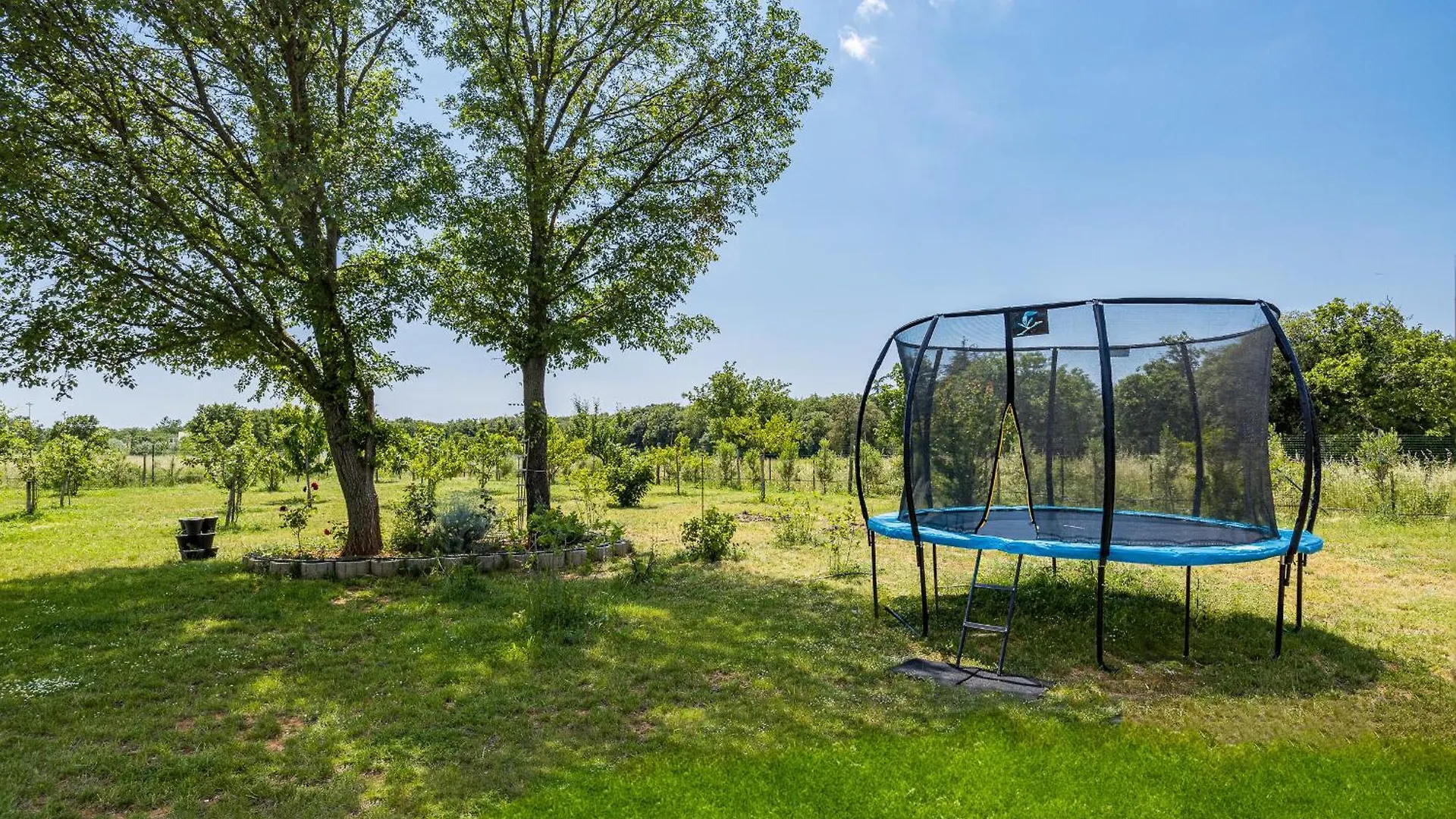 Villa Campagna Near Fazana With 7250M2 Large Garden And Sauna Galižana